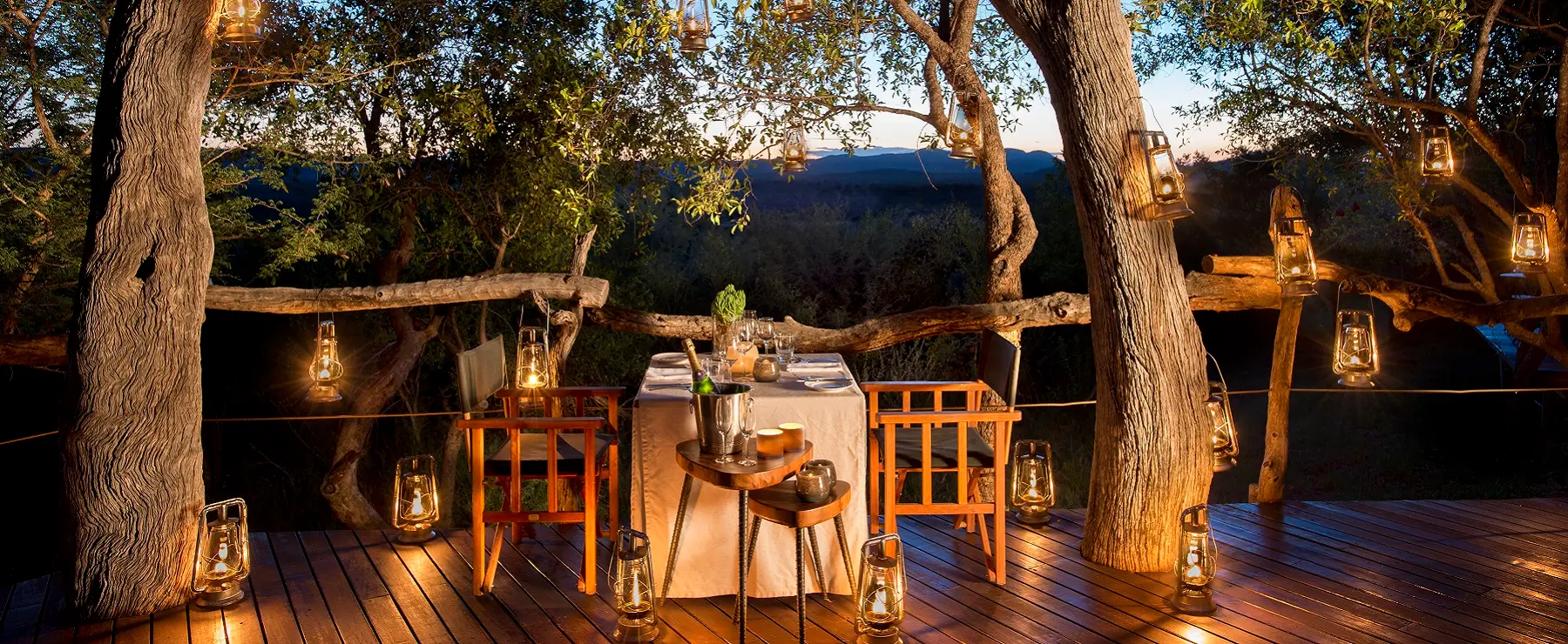 Outdoor dining at Madikwe Safari Lodge - Dithaba