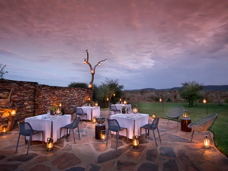 Outdoor dining at Madikwe Safari Lodge Lelapa